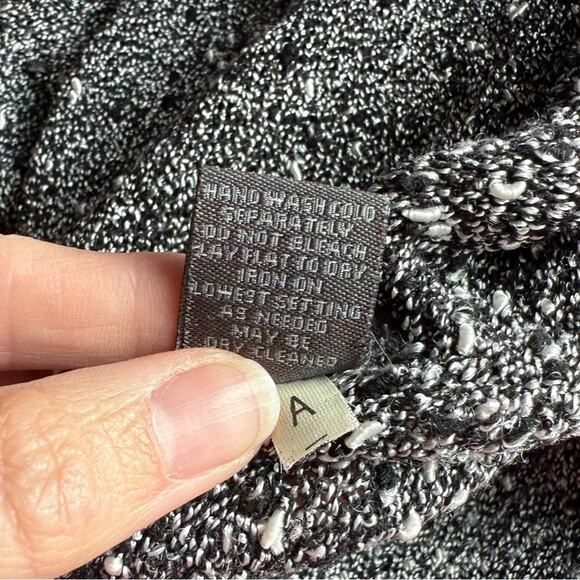 Additions by Chicos Women's 2, US L Boho Chic V Neck Lightweight Knit Sweater - Picture 6 of 7